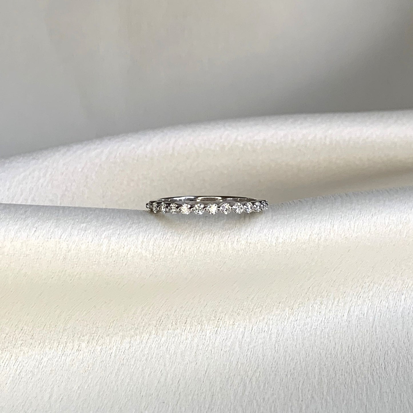 Semi Ring with Moissanites