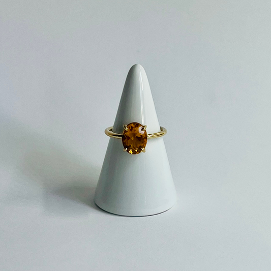 Pietra Ring with oval cut Citrine